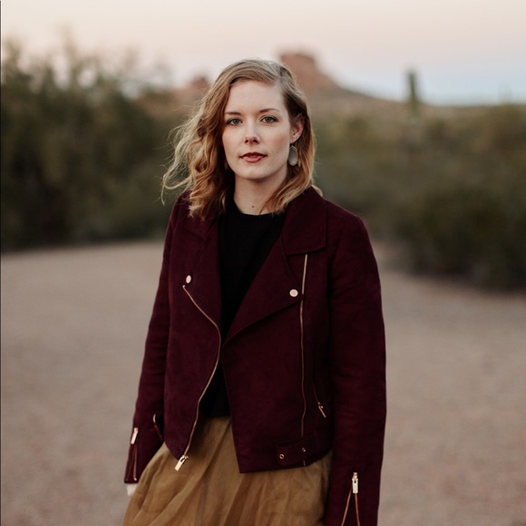 Meet your Posher, Lexie - Picture 1 of 6